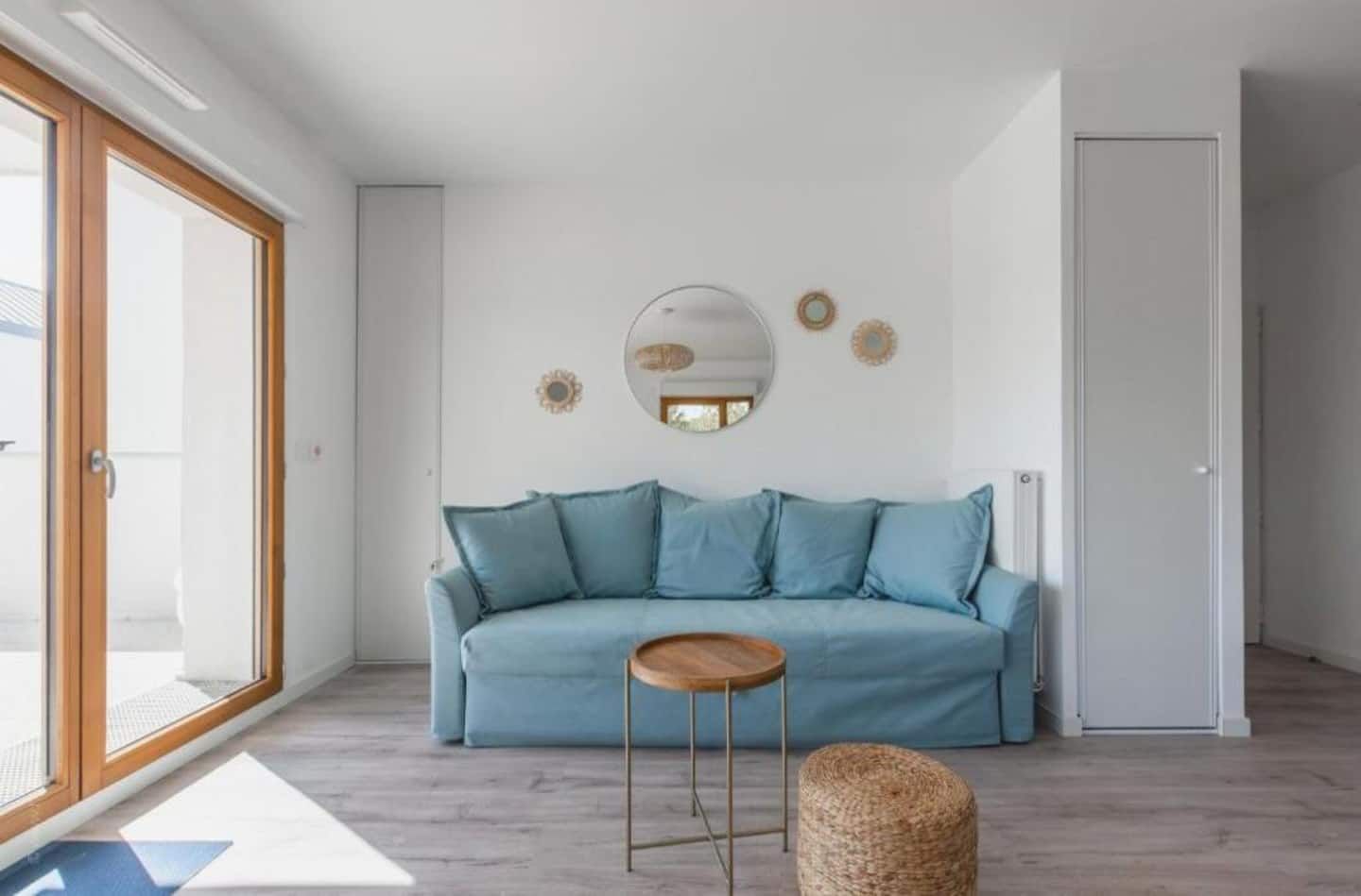 Logement N°04, Magny-le-Hongre : canapé convertible